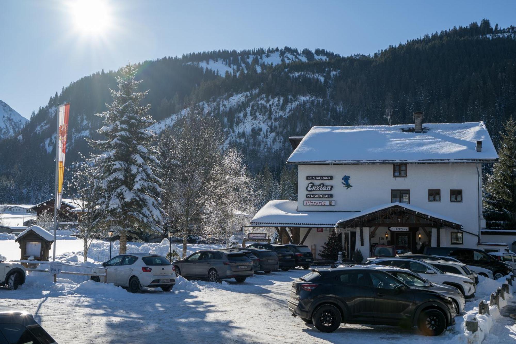 Gasthof Enzian Tannheim Exteriér fotografie